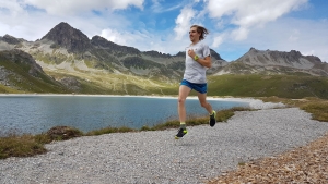 Österreichischer Langstreckenläufer Christoph Sander in den Bergen